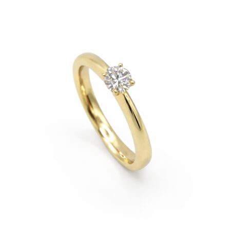 Solitaire Diamond Ring - 18ct Gold