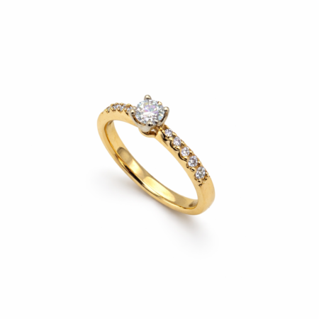 Diamond Set Ring - 18ct Gold