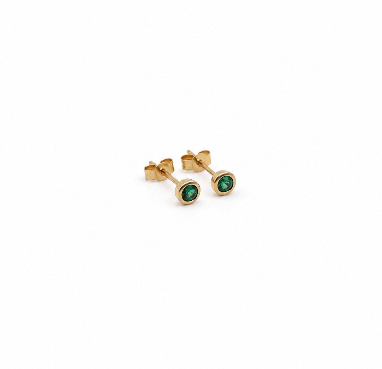 Emerald Stud Earrings - 9ct Yellow Gold - Image 3