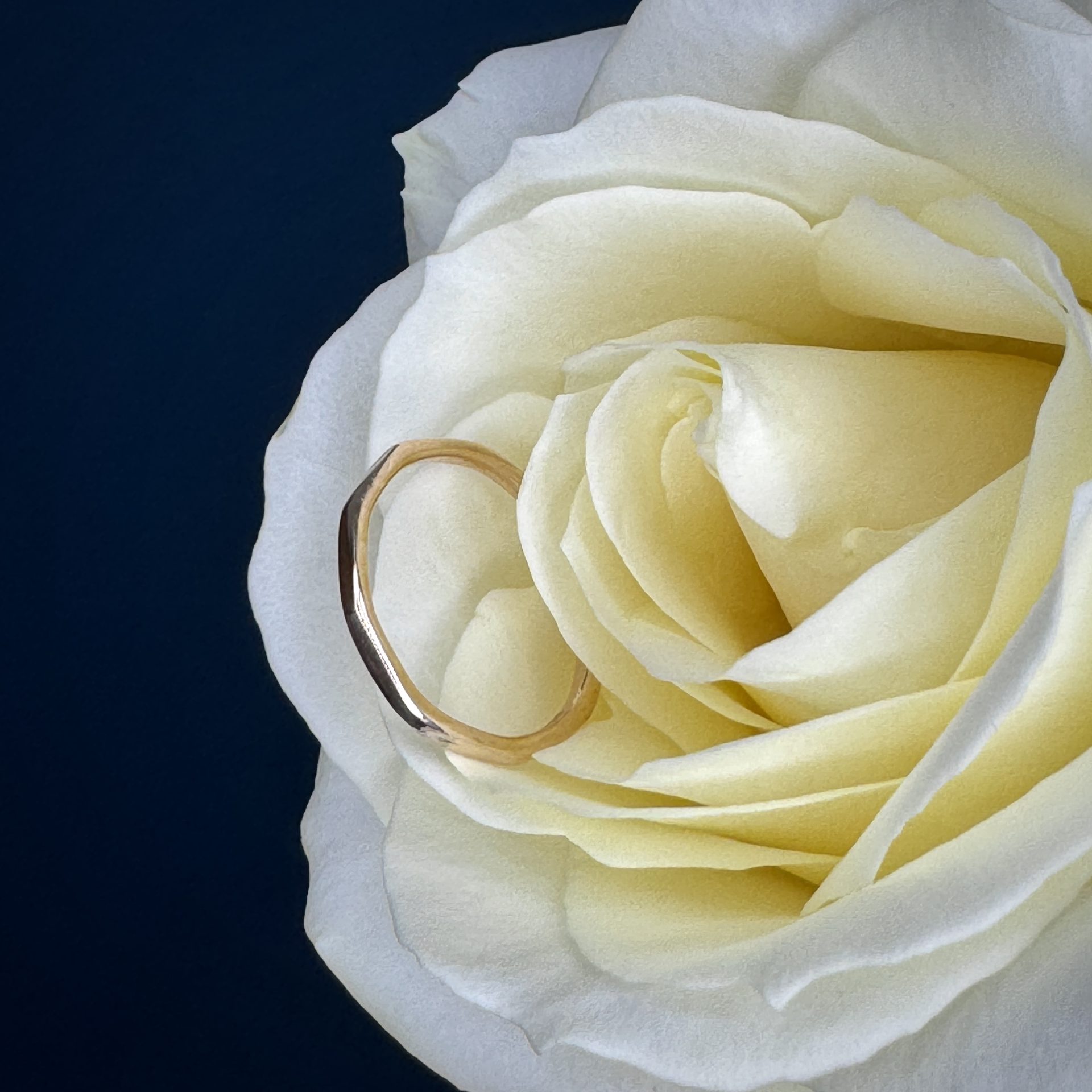 9 Carat Yellow Gold Textured Ring - Image 2