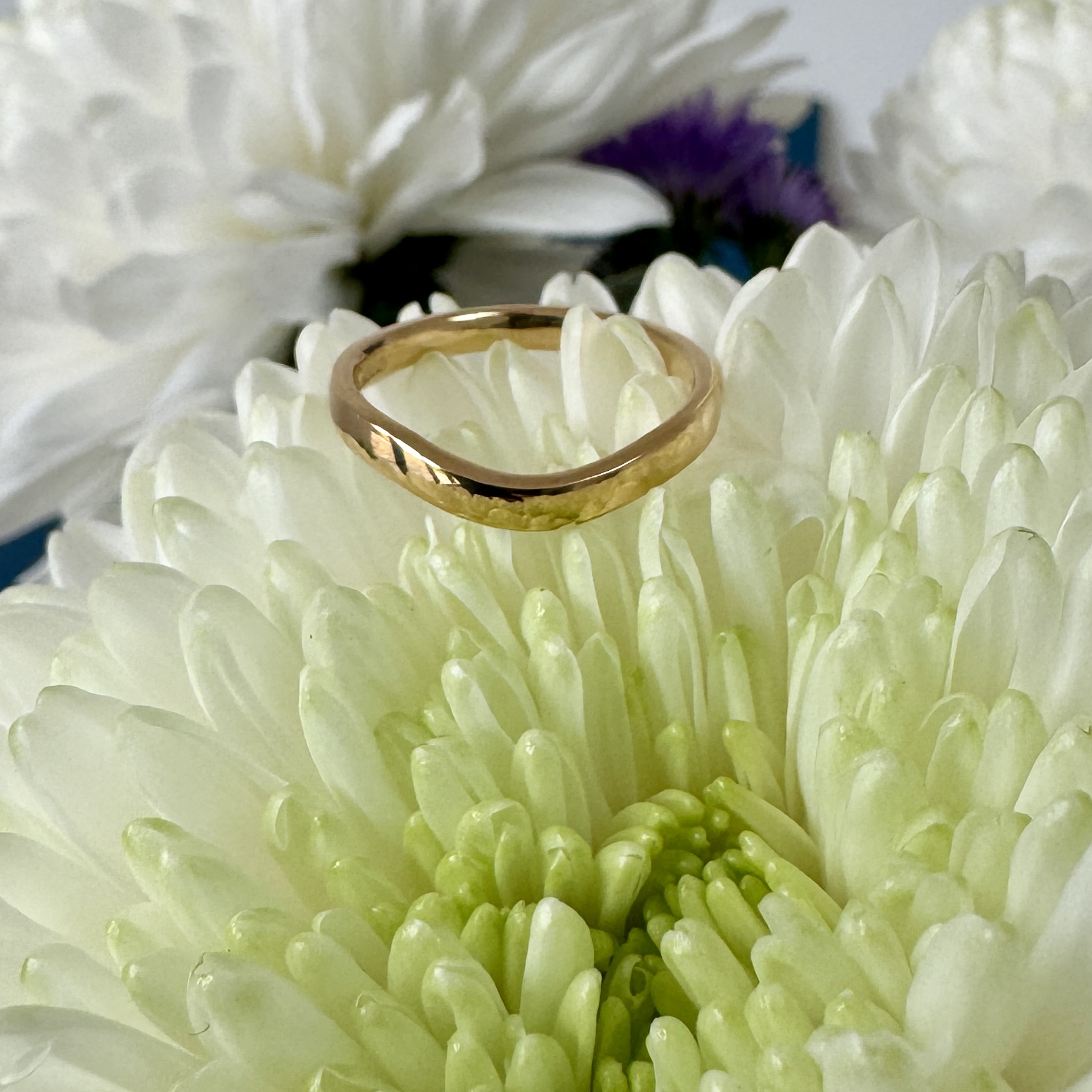 Fitted Wedding Band - 18 Carat Yellow Gold - Image 2