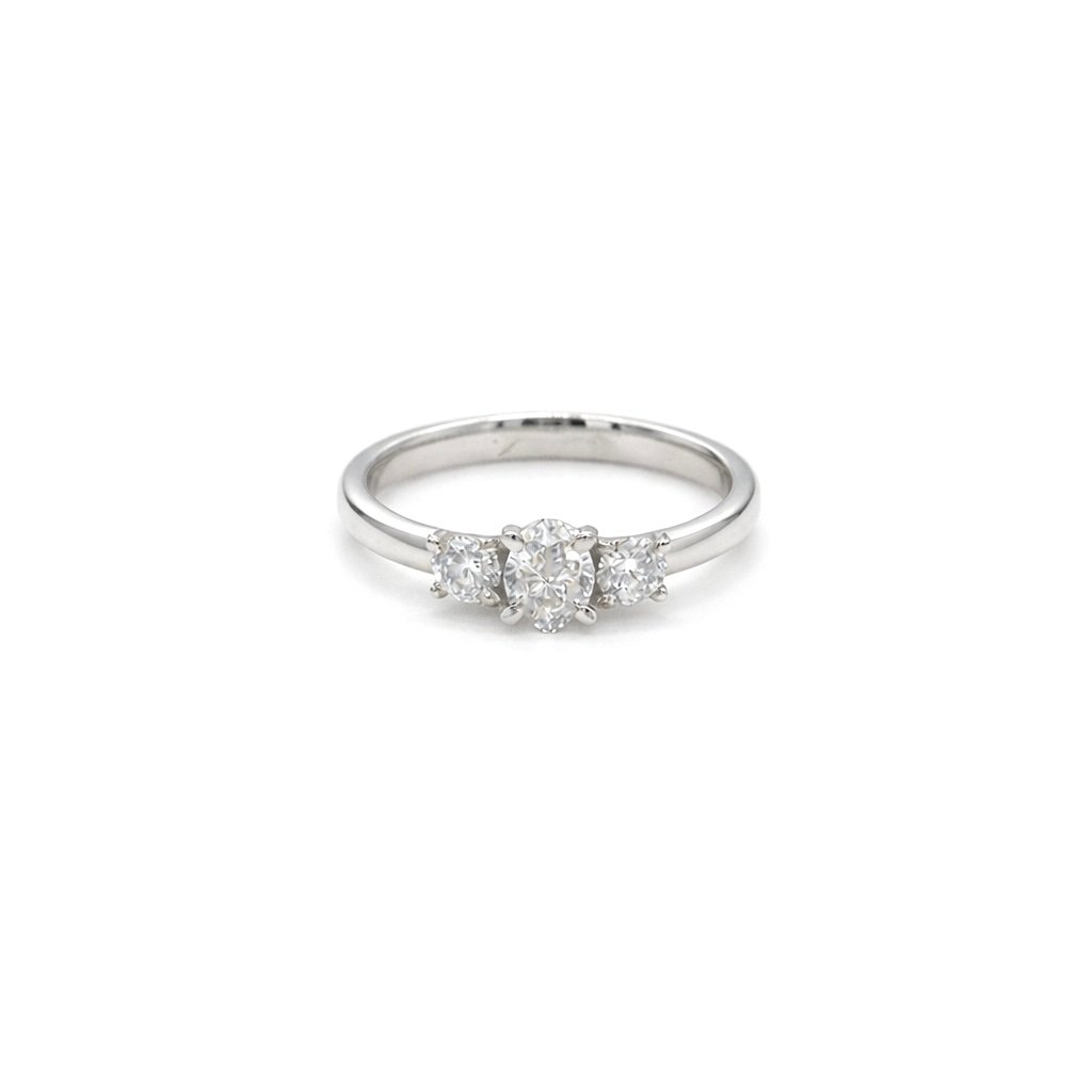 3 Diamond Ring - Platinum