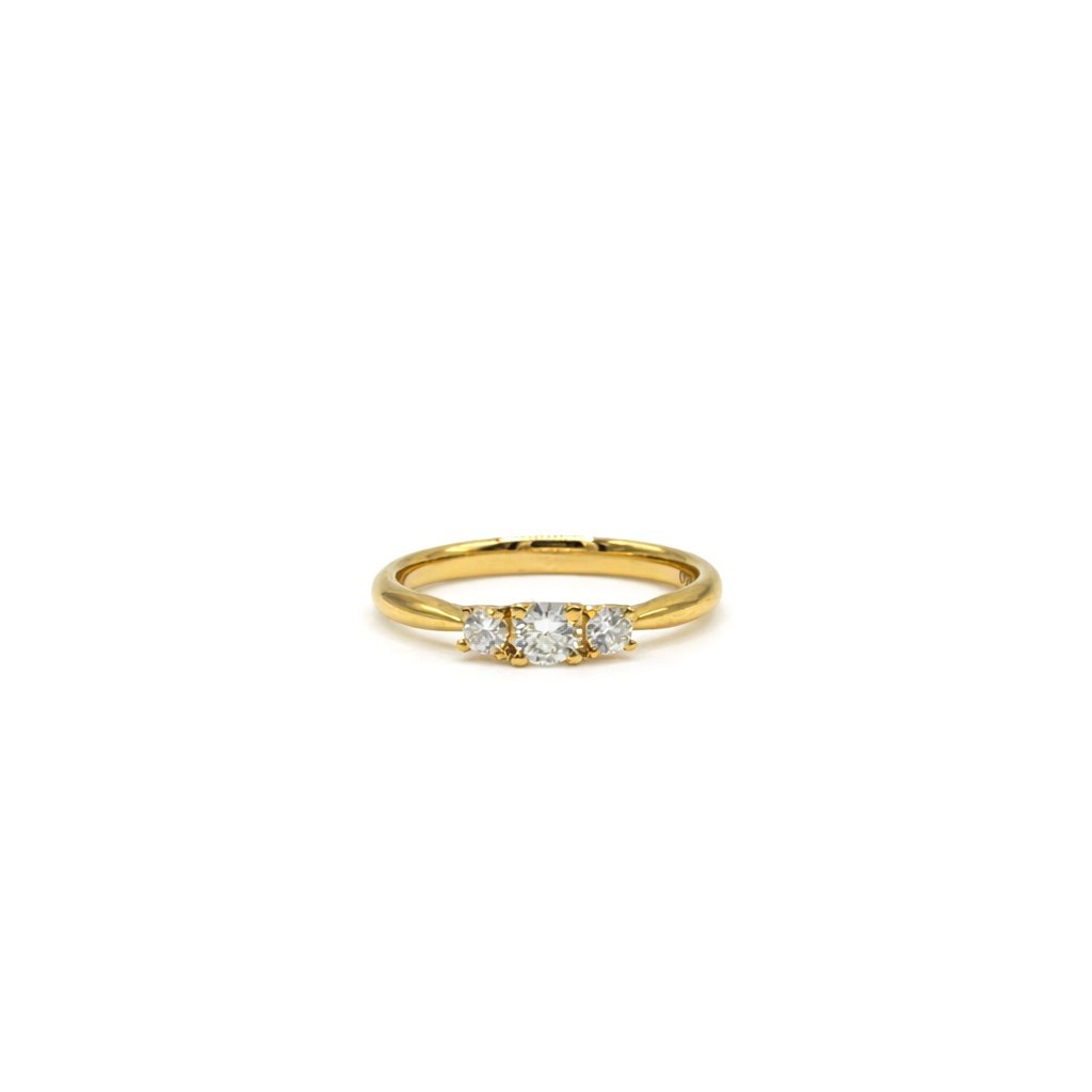 Diamond Three-Stone Ring - 18ct Gold - Image 2