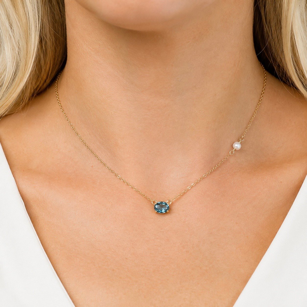 Aquamarine and Freshwater Pearl Necklace - 9ct Gold - Image 4