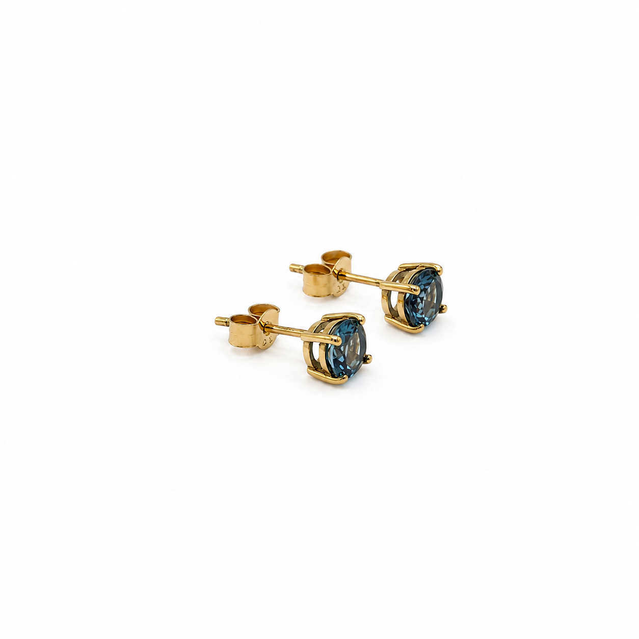 Aquamarine Stud Earrings - 9 Carat Gold - Image 2
